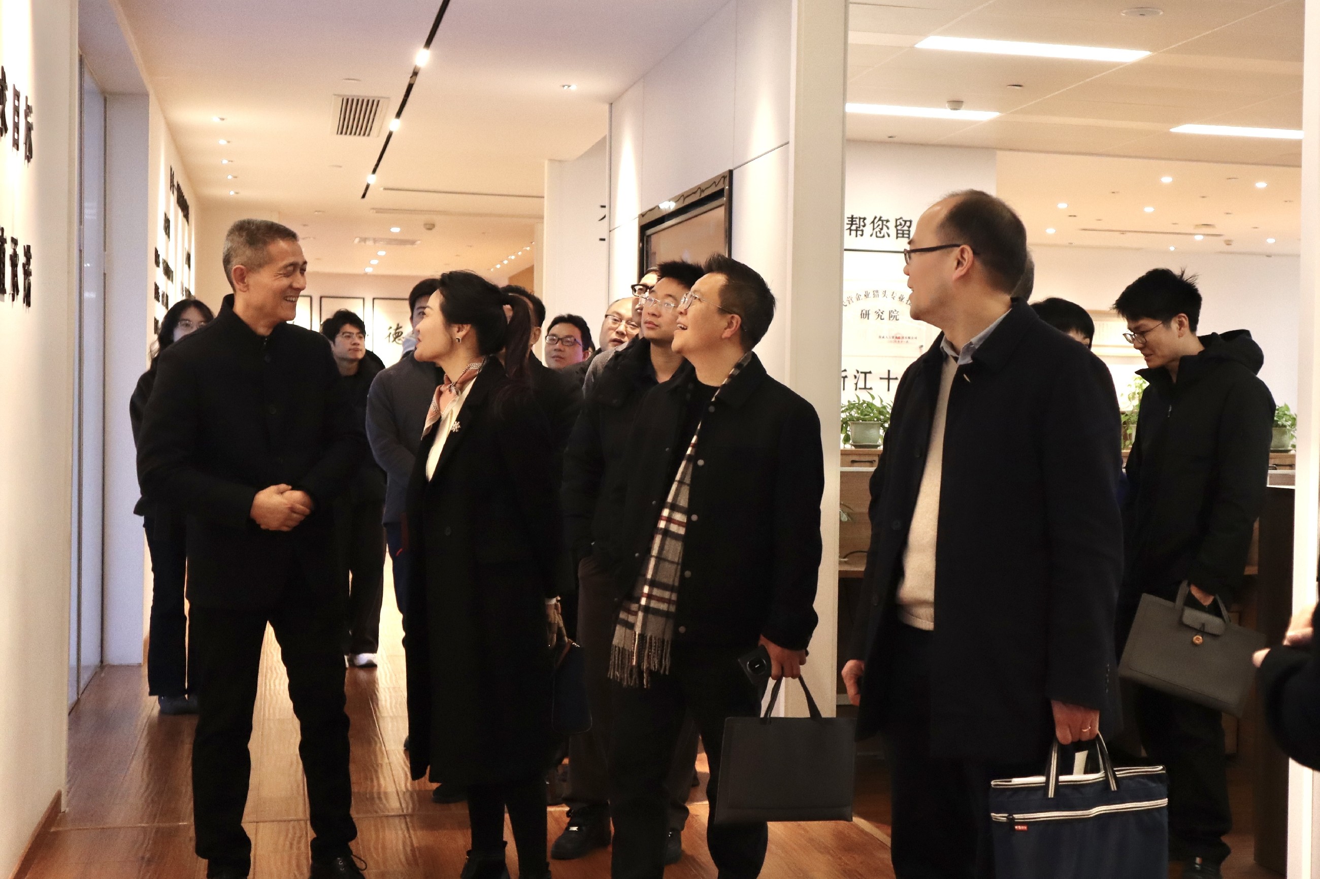 浙江省厅人力资源服务业调研组莅临厚成指导