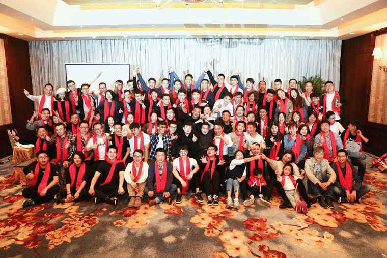 恰铁军少年   融合蜕变   勇往直前