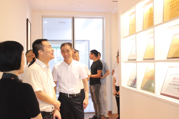 1688618580114464.jpg IMG_9376.JPG